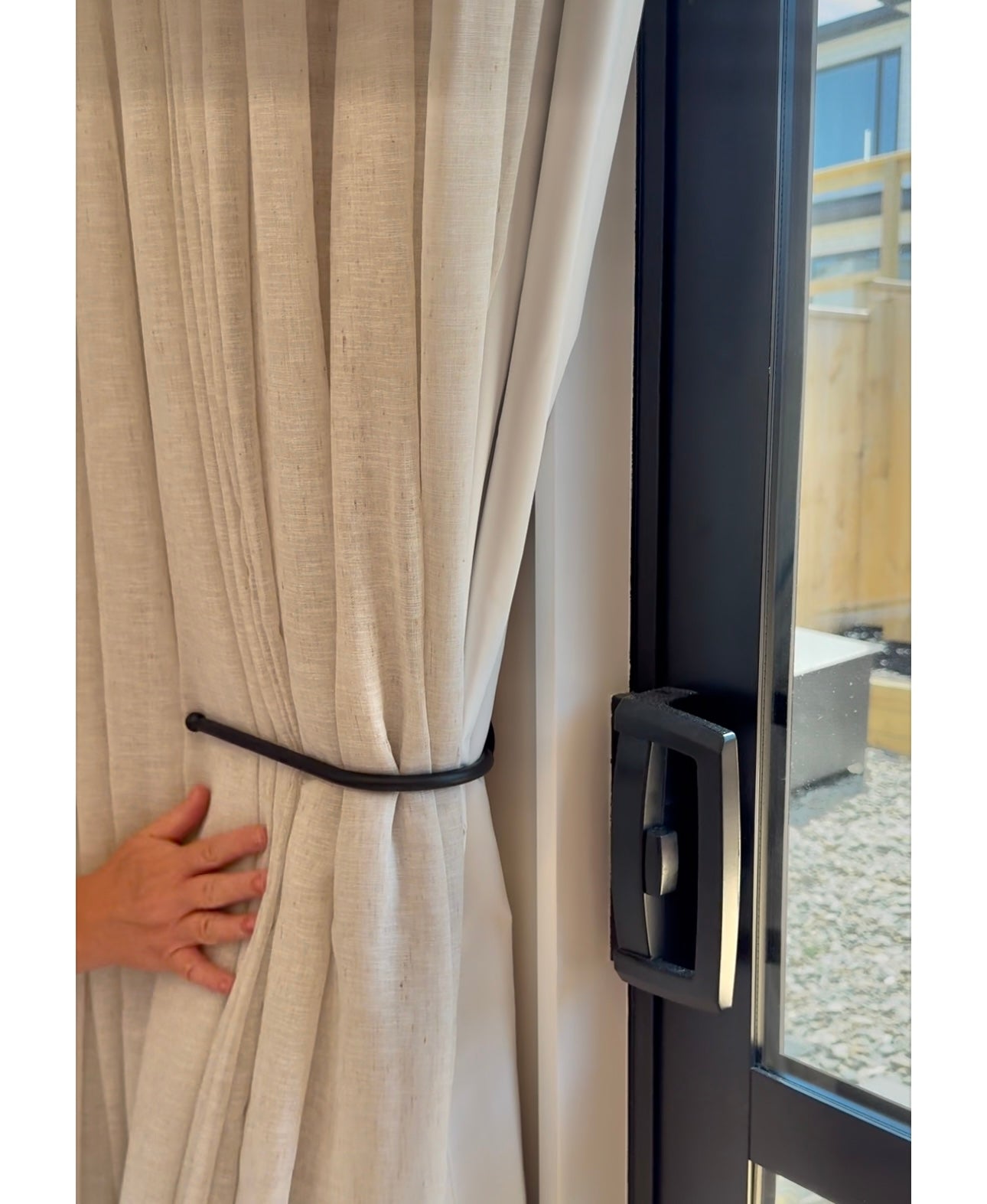 Curtain Holdback